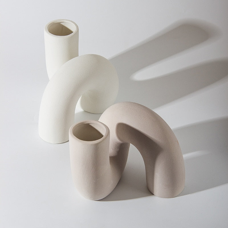 Vase beige en céramique Aima